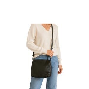 GH Bass Pebbled Leather Purse Dark Green Slouchy Crossbody Adjustable Strap